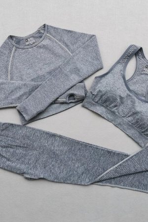 3 PIECE SEAMLESS TIGHTS, BRA & LONG SLEEVE TOP – GREY