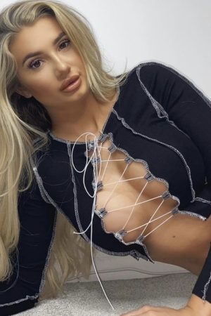 LONG SLEEVE LACE UP CROP TOP - BLACK