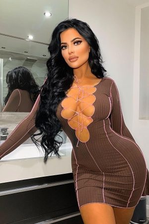 LONG SLEEVE LACE UP DRESS - BROWN