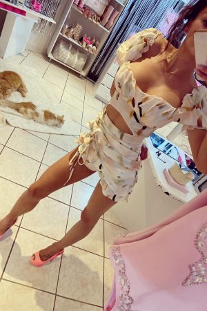 DRAWSTRING PUFF SHOULDER DRESS - CREAM