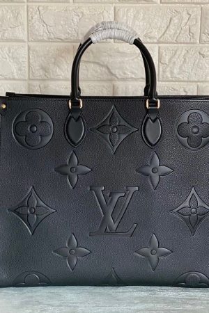 LV TOTE - BLACK