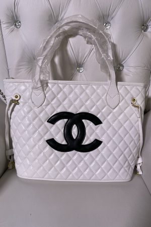CHANEL NEVER FULL BAG - WHITE
