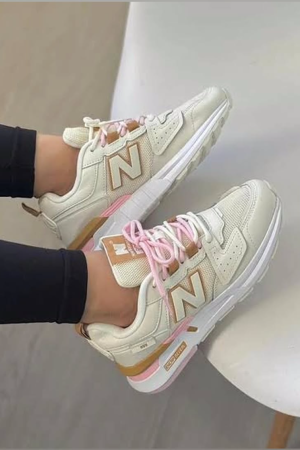 New Balance Sneakers - pink & brown