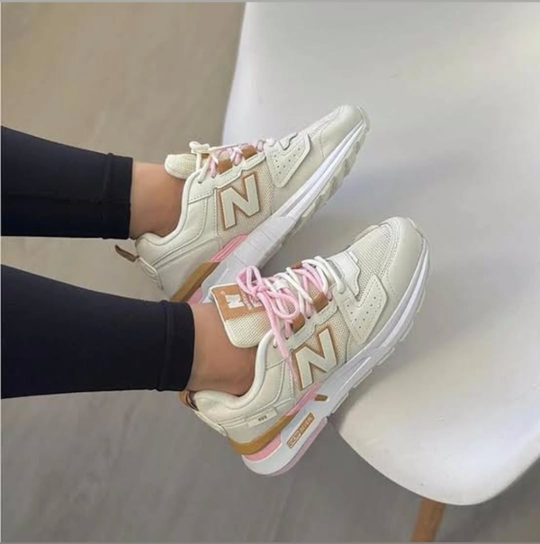 New Balance Sneakers - pink & brown